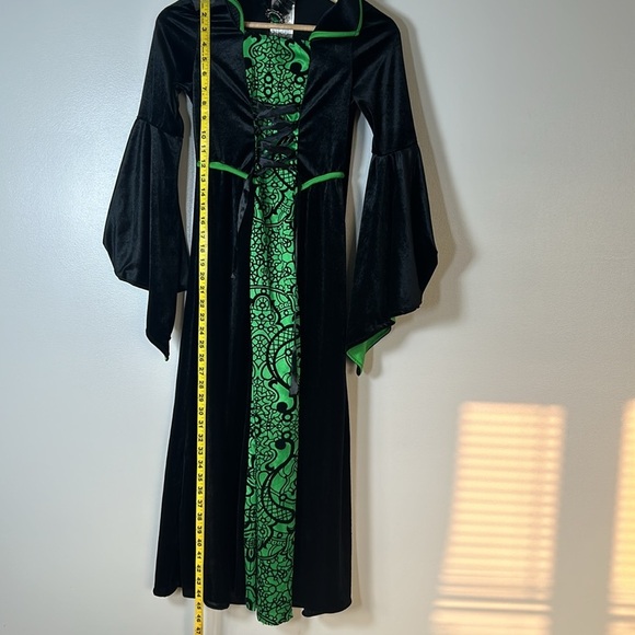 Spirit Black and Green Witch Costume for Kids - Picture 6 of 9